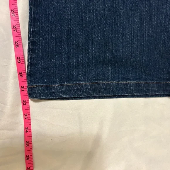 Lane Bryant Tight Tummy Tech flare Jeans Dark Wash size 22 - Picture 7 of 11